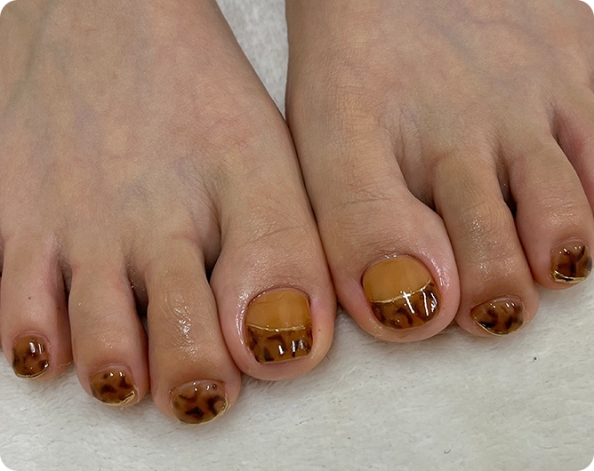 烏丸御池の自爪に優しいジェルネイルサロンPlaisir-Nail-｜削らないパラジェルで薄い爪・二枚爪・弱い爪も安心してネイルを楽しめる大人女性向けネイルサロン