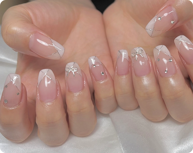 烏丸御池の自爪に優しいジェルネイルサロンPlaisir-Nail-｜削らないパラジェルで薄い爪・二枚爪・弱い爪も安心してネイルを楽しめる大人女性向けネイルサロン