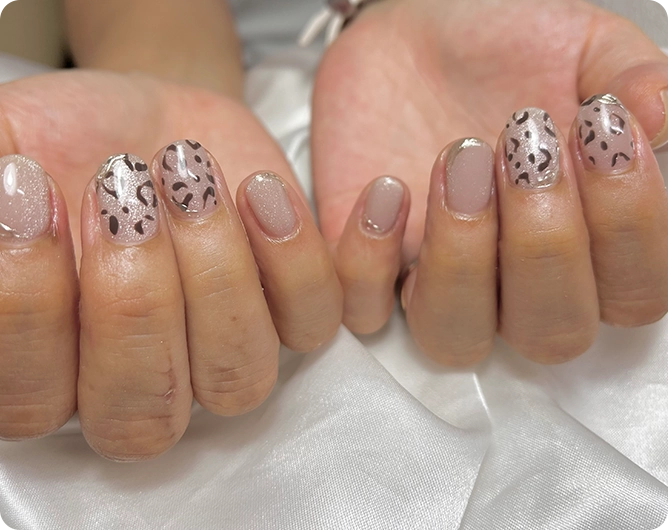 烏丸御池の自爪に優しいジェルネイルサロンPlaisir-Nail-｜削らないパラジェルで薄い爪・二枚爪・弱い爪も安心してネイルを楽しめる大人女性向けネイルサロン