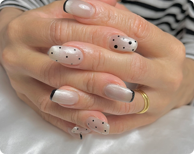 烏丸御池の自爪に優しいジェルネイルサロンPlaisir-Nail-｜削らないパラジェルで薄い爪・二枚爪・弱い爪も安心してネイルを楽しめる大人女性向けネイルサロン