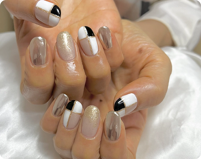 烏丸御池の自爪に優しいジェルネイルサロンPlaisir-Nail-｜削らないパラジェルで薄い爪・二枚爪・弱い爪も安心してネイルを楽しめる大人女性向けネイルサロン